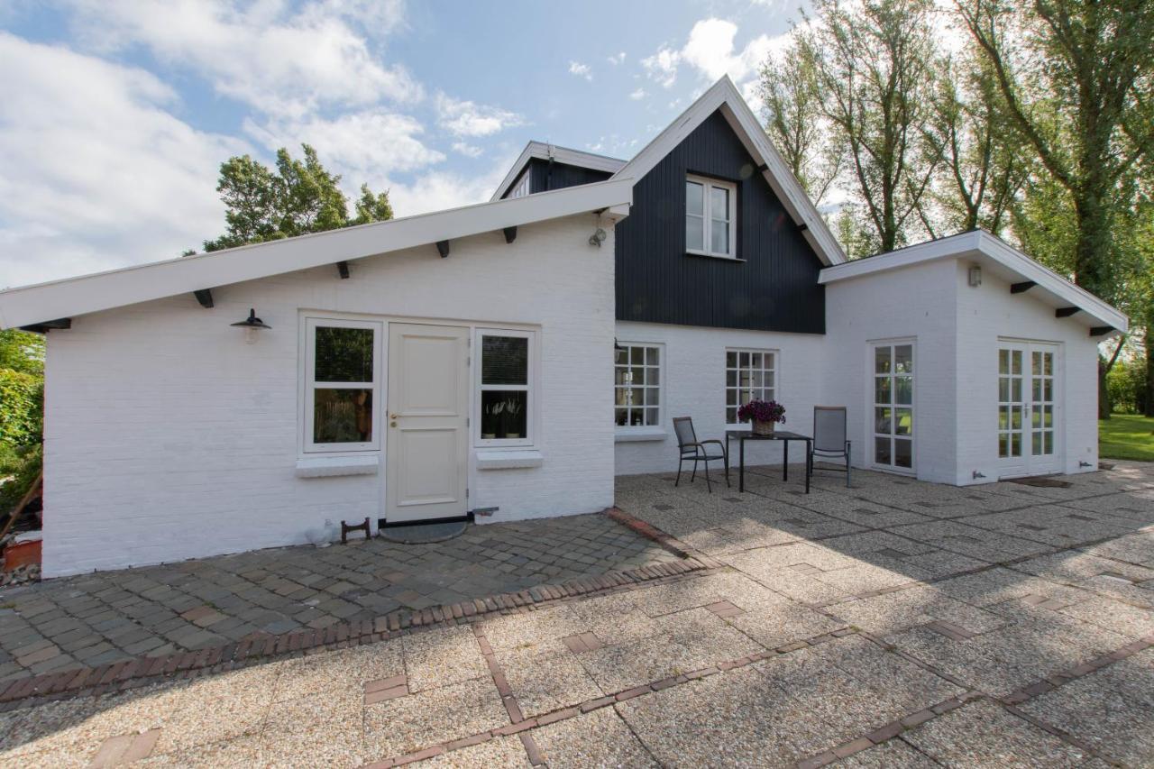 Prachtig Gelegen Vrijstaand Landhuis Hansweert Esterno foto