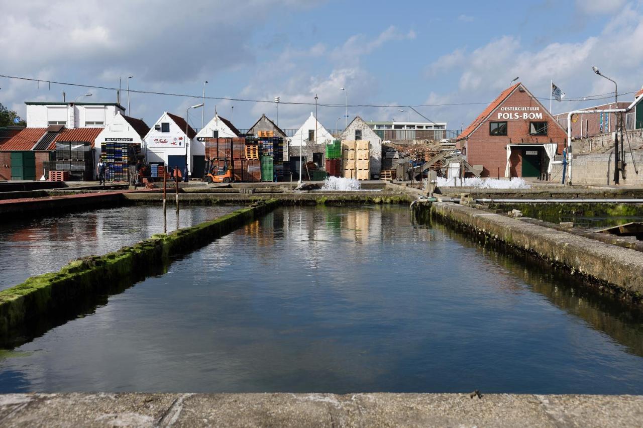 Prachtig Gelegen Vrijstaand Landhuis Hansweert Esterno foto
